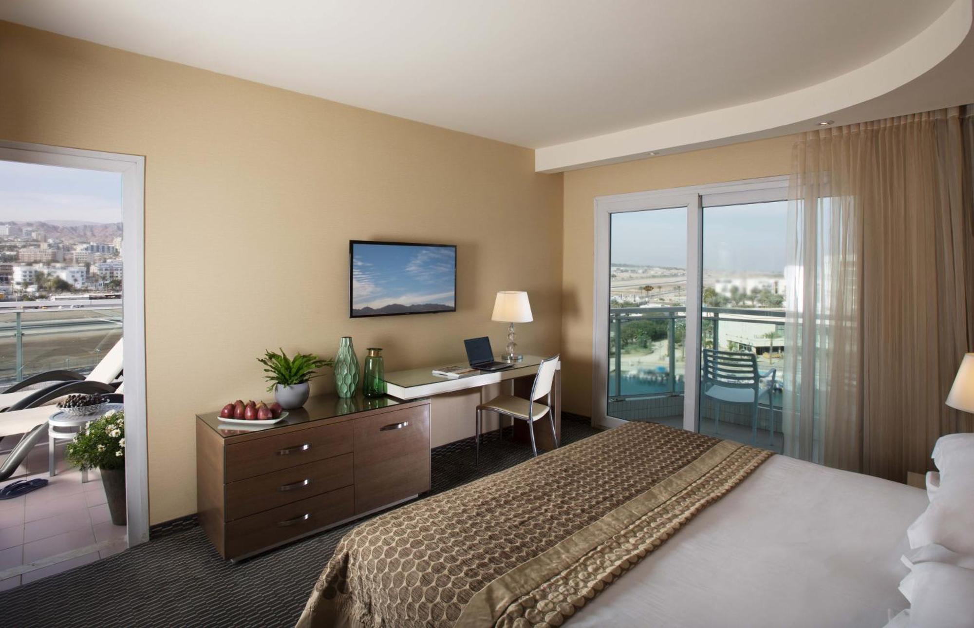 Terrace Room Outdoor Jacuzzi